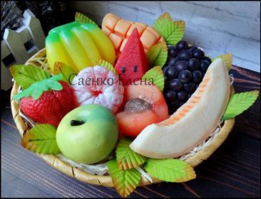 Подарок набор фруктов из мыла