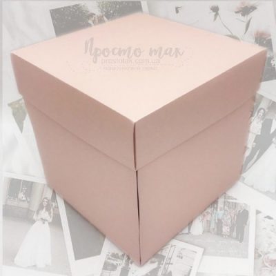 Коробка куб 19х19х19см рожева з фотографіями