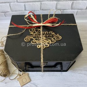 Подарункова коробка чемодан із дерева