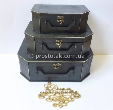 Коробка чемодан деревянный черного цвета