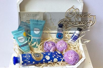 Что подарить жене на день рождения