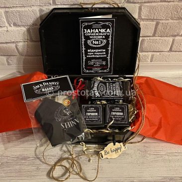 Подарунок для чоловіка в дизайні Jack Daniel's з маскою. Kiev Ukraina