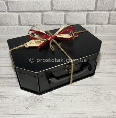 Коробка для подарунка чоловіку чорного кольору