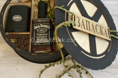 Подарок мужчине на День рождения «Запаска»