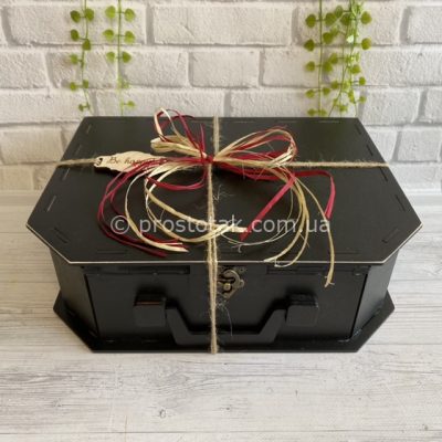 Коробка із дерева чорного кольору купити в Україні