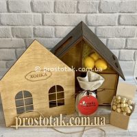 Коробка из дерева для подарков домик «Хонка»