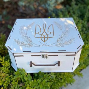 Бокс подарунків із шоколадом “Бест керівнику”