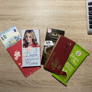 Персоналізована шоколадка із вашим фото та конвертиком для грошей