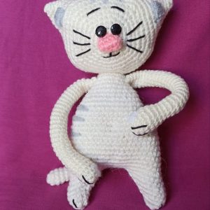 Амігурумі котикіз ліпучками на лапках