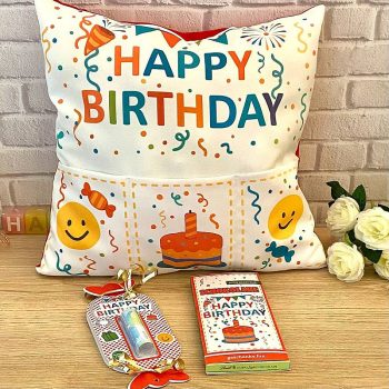 Подушка декоративна Happy Birthday з кишенями для сюрпризів
