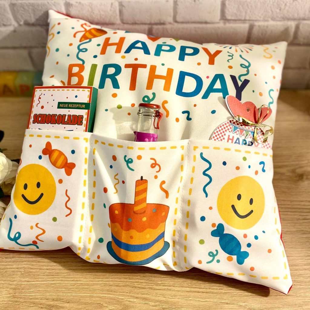 Подушка Happy Birthday подарунок на День народження