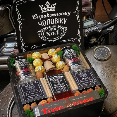 Подарунок керувнику на ювілей